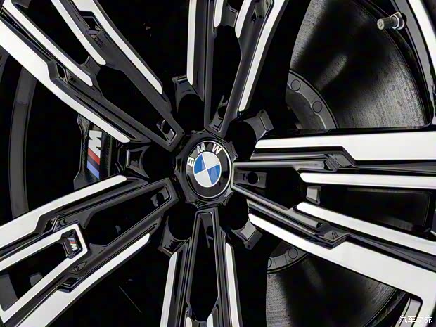 宝马(进口) 宝马7系 2023款 760i xDrive M Sport 美国版 宝马(进口) 宝马7系 2023款 760i xDrive M Sport 美国版