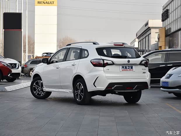 东风启辰 启辰T70 2018款 2.0L CVT睿趣版 东风启辰 启辰T70 2018款 2.0L CVT睿趣版