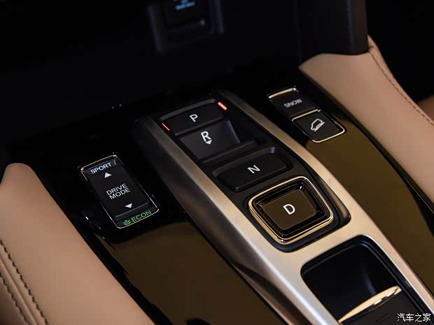 东风本田 本田UR-V 2020款 370TURBO 四驱高配版