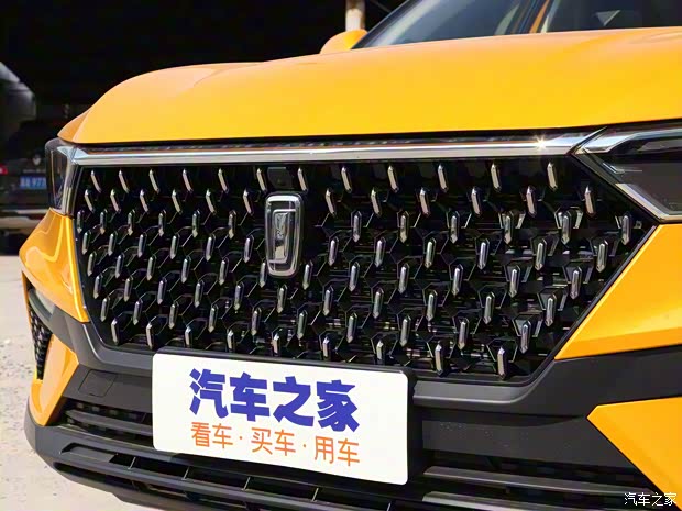 一汽奔腾 奔腾T77 2019款 230 TID 自动尊享型米粉版 国VI 一汽奔腾 奔腾T77 2019款 230 TID 自动尊享型米粉版 国VI