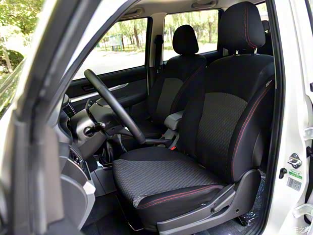 中興汽車 威虎 2020款 2.5T柴油國VI兩驅(qū)標準型中雙