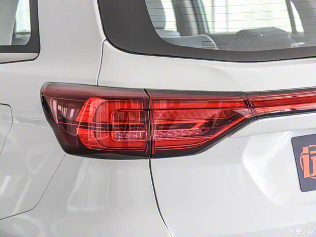 长安汽车 长安CS75 PHEV 2018款 基本型