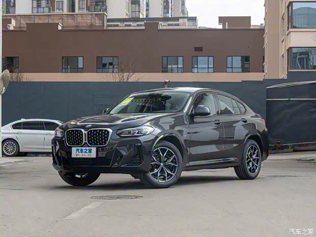 宝马(进口) 宝马X4 2022款 xDrive 25i M运动套装 宝马(进口) 宝马X4 2022款 xDrive 25i M运动套装