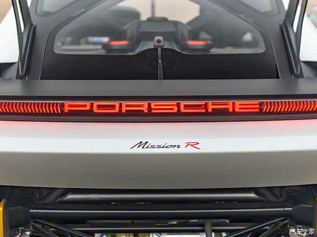 保時(shí)捷 Mission R 2021款 基本型