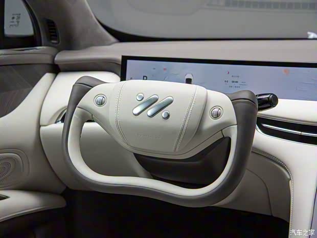 智己汽車 智己LS7 2023款 100kWh 四驅(qū)版