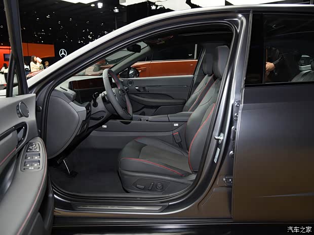 北京現(xiàn)代 索納塔 2024款 2.0T N Line 高配版