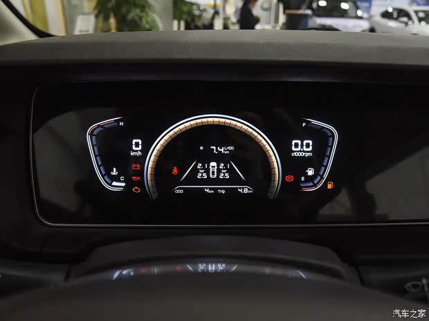 北京汽車制造廠 王牌M7 2022款 1.6L 長軸標(biāo)準(zhǔn)型 7座