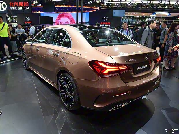 北京奔馳 奔馳A級 2018款 A 200 L 高配
