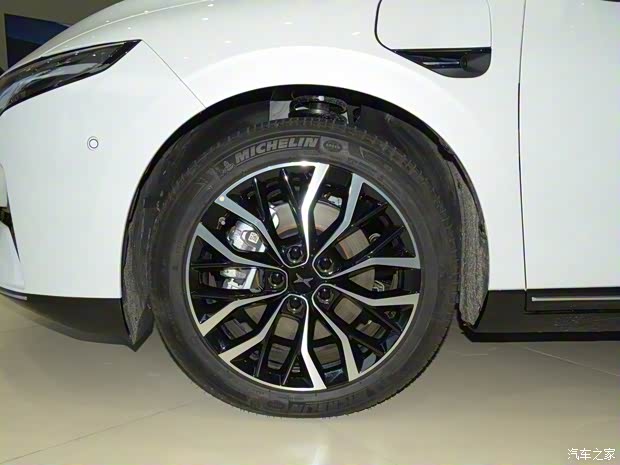 小鹏汽车 小鹏汽车P5 2021款 550E