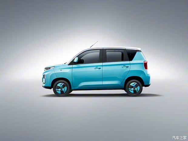 北京汽车制造厂 家宝 2023款 添福版 北京汽车制造厂 家宝 2023款 添福版