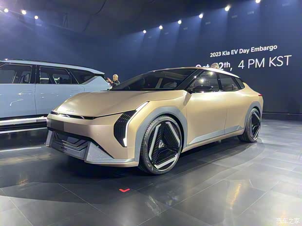 起亞(進(jìn)口) 起亞EV4 2024款 基本型