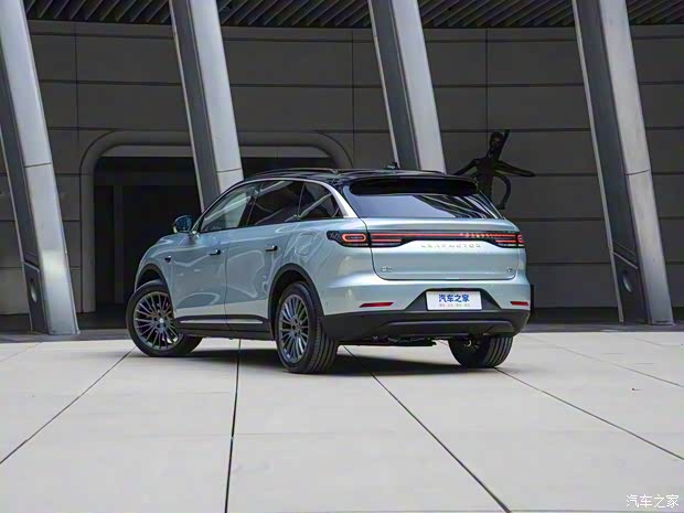 零跑汽车 零跑C11 2023款 增程版 高配 零跑汽车 零跑C11 2023款 增程版 高配