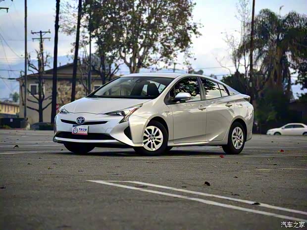 豐田(進(jìn)口) 普銳斯(海外) 2016款 基本型