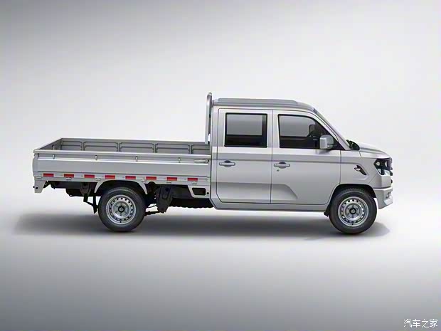 長安凱程 長安星卡PLUS 2022款 1.8L豪華型空調(diào)雙排4J18V