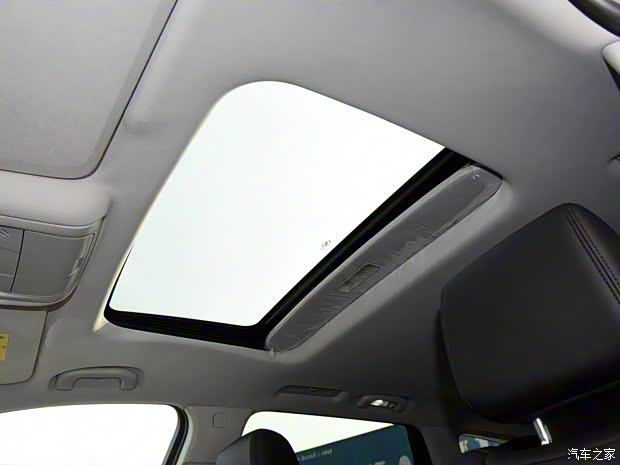 上汽通用別克 昂科旗 2020款 28T 兩驅(qū)戰(zhàn)旗型