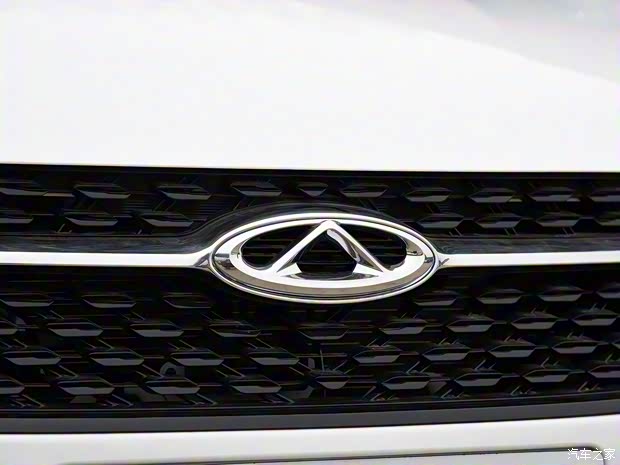 奇瑞汽車 艾瑞澤5 2018款 1.5L CVT致敬青春版