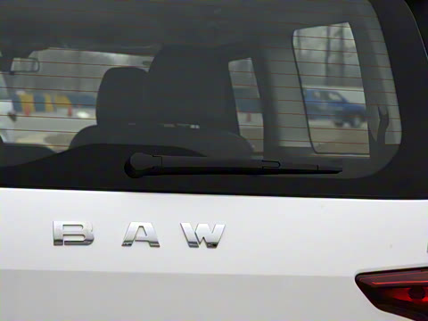 2023款 2.0L 长轴商务型 7座 2023款 2.0L 长轴商务型 7座