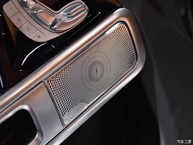 奔驰(进口) 奔驰G级 2019款 基本型 奔驰(进口) 奔驰G级 2019款 基本型