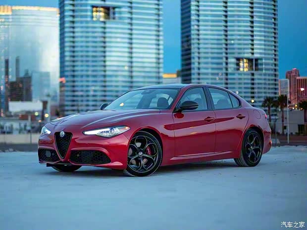 阿尔法·罗密欧 Giulia 2018款 Nero Edizione