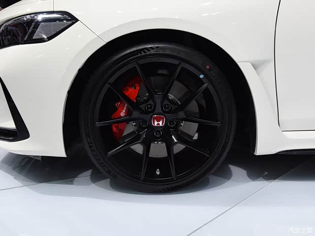本田(进口) 思域(进口) 2023款 2.0T 420TURBO TYPE R 本田(进口) 思域(进口) 2023款 2.0T 420TURBO TYPE R