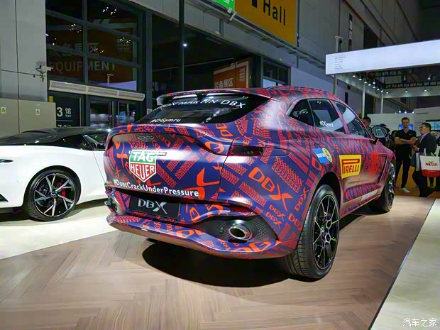 阿斯顿·马丁 阿斯顿·马丁DBX 2020款 基本型