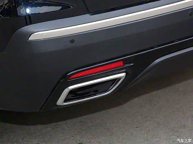 上汽通用凱迪拉克 凱迪拉克XT5 2023款 2.0T 四驅(qū)尊貴型（至臻版）