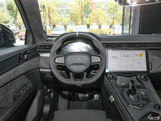 領(lǐng)克 領(lǐng)克05 2022款 05+ 2.0TD 黑色版