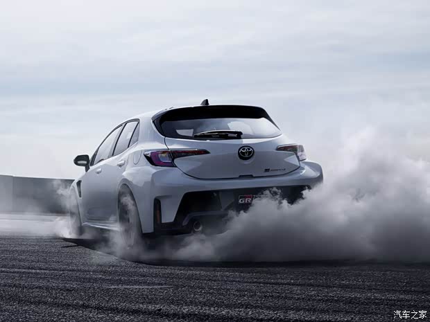 丰田(进口) 卡罗拉(进口) 2022款 GR Circuit Edition 美国版 丰田(进口) 卡罗拉(进口) 2022款 GR Circuit Edition 美国版