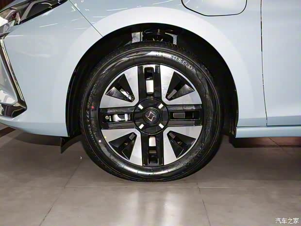 江汽集團(tuán) 思皓愛(ài)跑 2022款 一馬當(dāng)先 50.1kWh