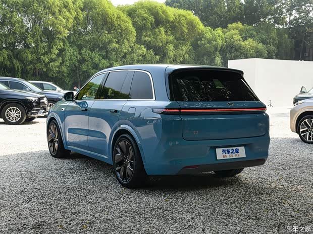 理想汽车 理想L8 2023款 Max