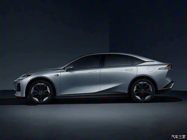 長安汽車 長安深藍(lán)SL03 2022款 C385 原型車