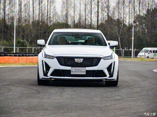 凱迪拉克(進(jìn)口) 凱迪拉克CT5(海外) 2021款 CT5-V Blackwing