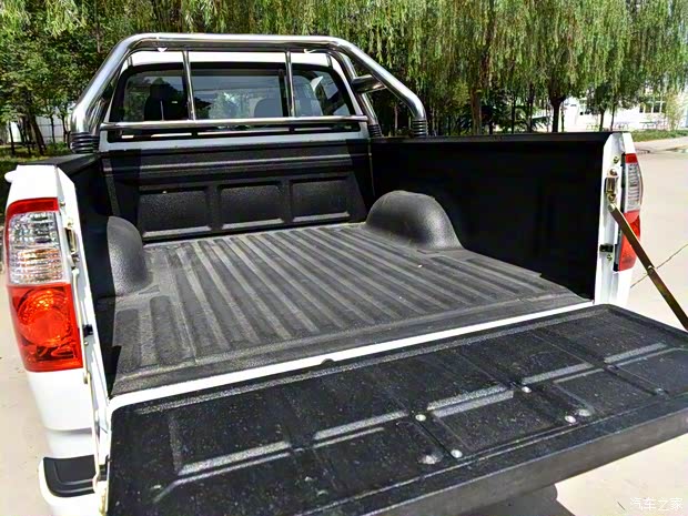 中興汽車 威虎 2020款 2.5T柴油國VI兩驅(qū)標準型中雙