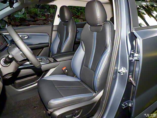 廣汽乘用車 傳祺GS3 2023款 1.5T R 運(yùn)動版