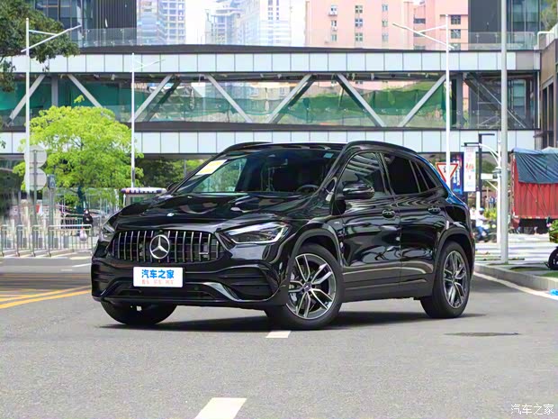 梅赛德斯-AMG 奔驰GLA AMG 2022款 AMG GLA 35 4MATIC 梅赛德斯-AMG 奔驰GLA AMG 2022款 AMG GLA 35 4MATIC