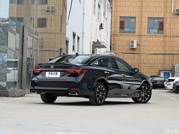 一汽丰田 亚洲龙 2022款 2.5L 豪华版