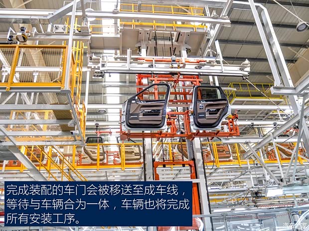 众泰汽车 众泰T700 2017款 1.8T 双离合旗舰型贺岁版 众泰汽车 众泰T700 2017款 1.8T 双离合旗舰型贺岁版