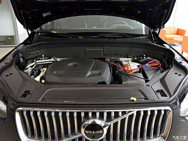 沃尔沃(进口) 沃尔沃XC90新能源 2022款 改款 E驱混动 T8 智尊豪华版 7座