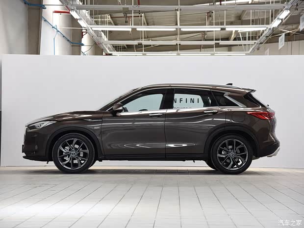 东风英菲尼迪 英菲尼迪QX50 2018款 2.0T 四驱旗舰版