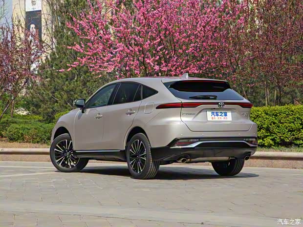 廣汽豐田 威颯 2022款 2.0L CVT四驅(qū)至尊版 廣汽豐田 威颯 2022款 2.0L CVT四驅(qū)至尊版