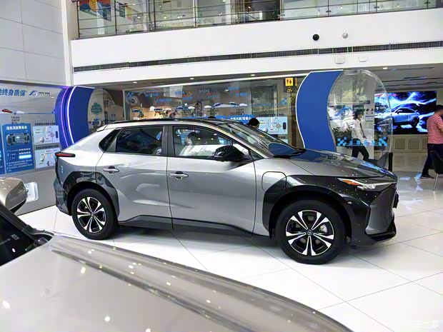 广汽丰田 广汽丰田bZ4X 2022款 基本型