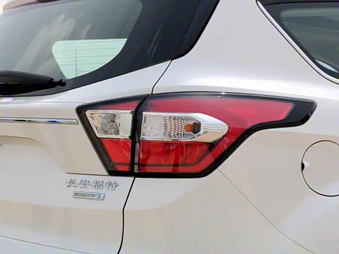 2018款 EcoBoost 180 两驱Cognac特别版 2018款 EcoBoost 180 两驱Cognac特别版