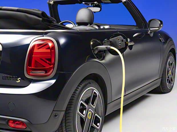 MINI MINI新能源 2023款 Cooper SE Convertible
