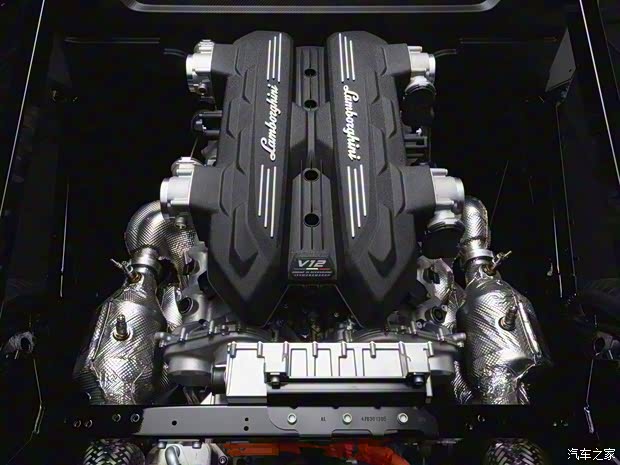 兰博基尼 Revuelto 2023款 基本型