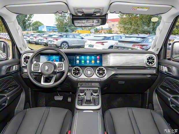 长城汽车 坦克300 2023款 城市版 2.0T 很有型 长城汽车 坦克300 2023款 城市版 2.0T 很有型