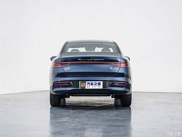 比亞迪 秦PLUS 2023款 冠軍版 DM-i 120KM 旗艦型