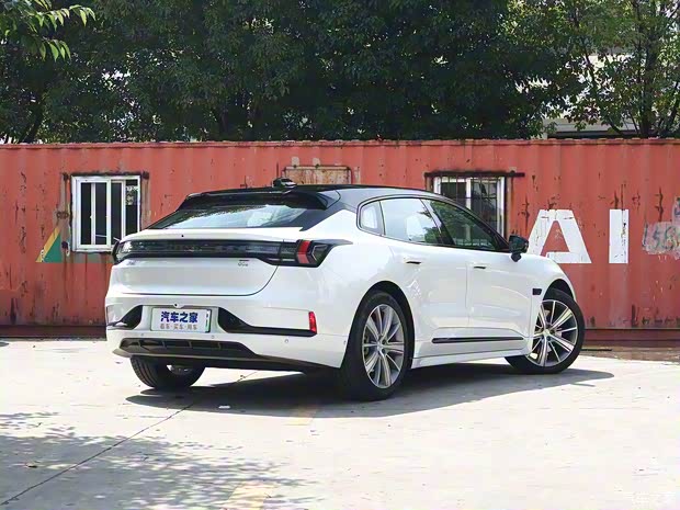 極氪 極氪001 2021款 長續(xù)航雙電機(jī) WE版