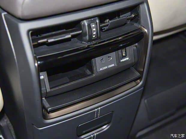 豐田(進口) 埃爾法 2024款 雙擎 2.5L 臻享版