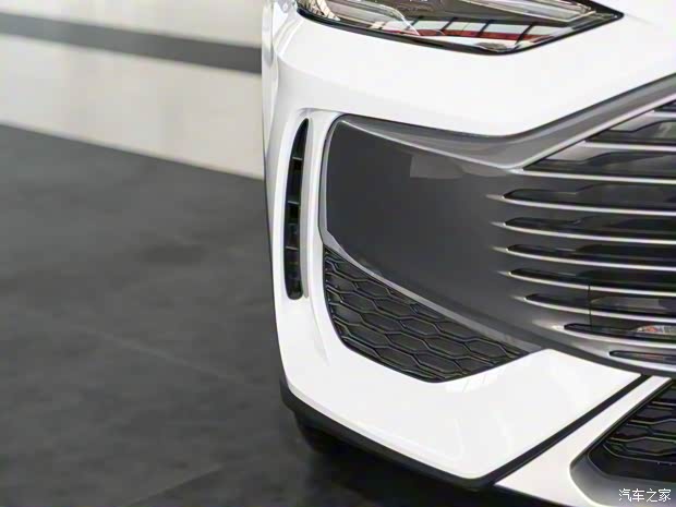 上汽集团 MG ONE 2022款 β-科技时尚系列 1.5T 标准版