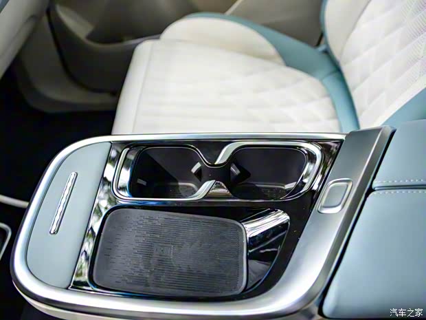 上汽大通 上汽大通MAXUS MIFA 9 2022款 錦繡高山